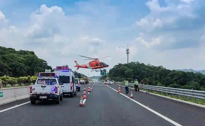 交口高速公路汽车救援案例