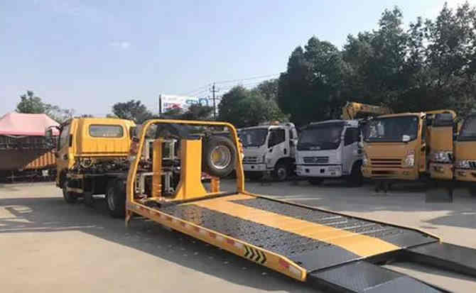 交口汽车中途维修案例
